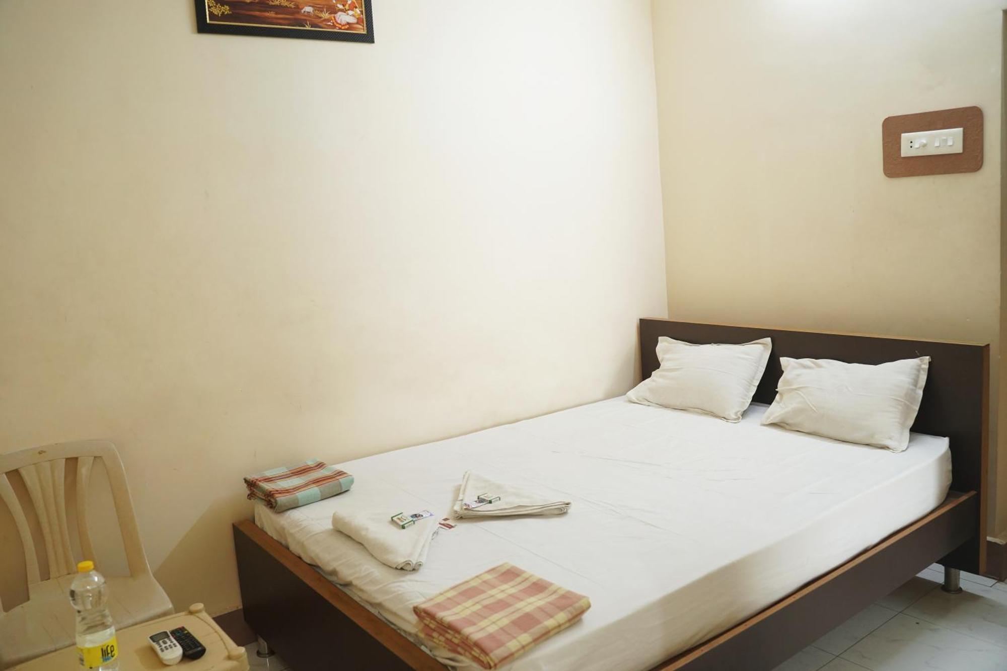 Sowmya Lodge Tiruchirappalli Εξωτερικό φωτογραφία